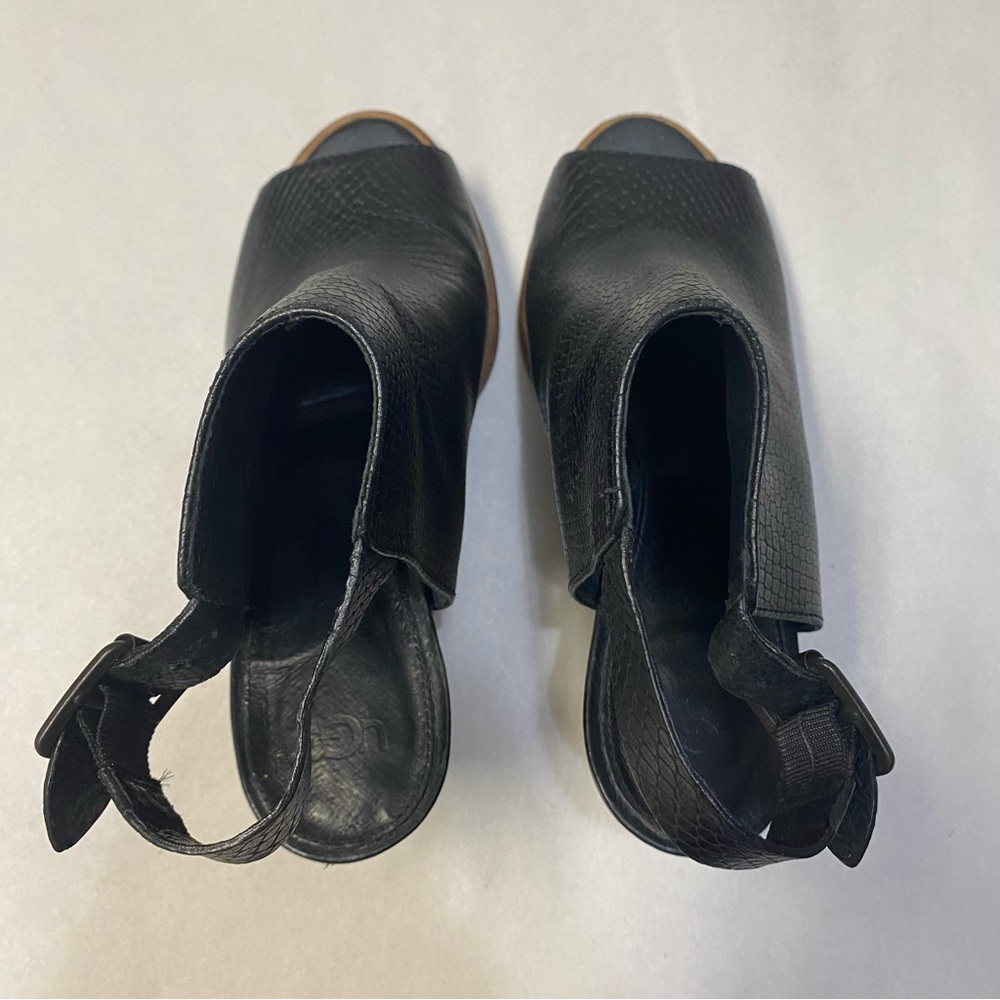 UGG Women’s Audrey Exotic Block Heel Sandal Peep Toe Bootie Size 8.5 Leather - Picture 6 of 13